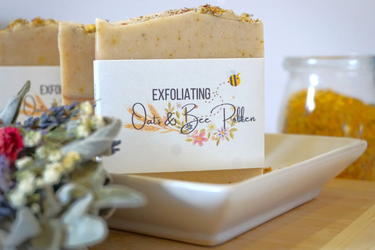 Exfoliating Oats & Bee Pollen Soap